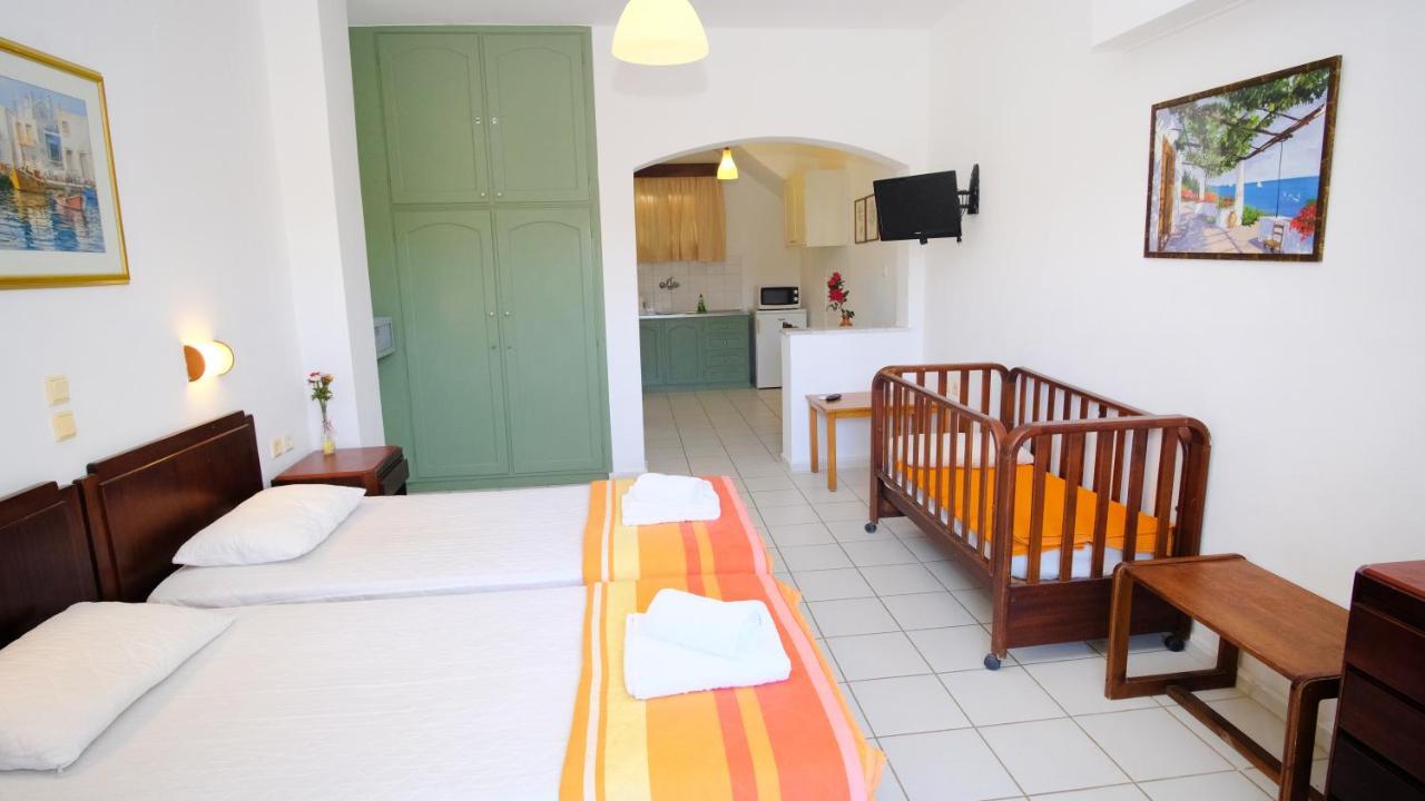 Keti Apartments Adelianos Kampos Eksteriør billede